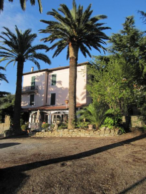 Hotel Ristorante Il Caminetto Diano Marina